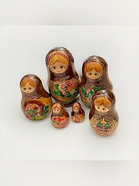 Hand-Painted Brown Russian Matryoshka Nesting Dolls Set - Set of 6
